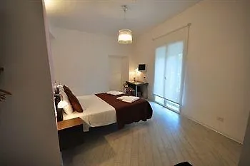 Guest house B&B First Floor Rome