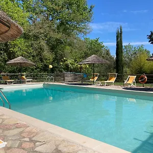 https://campo-di-carlo.it-tuscanyhotel.com