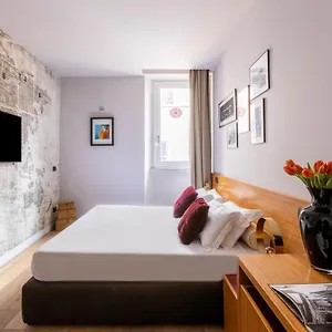 Gasthuis Downtown Boutique House - Ca Domus Collection