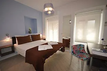 B&B First Floor Roma 2*,  Italia