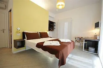 B&B First Floor Rom 2*,